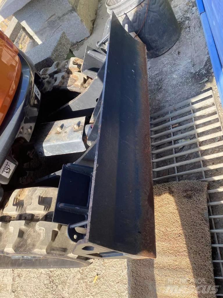 Doosan DX 17 Mini Excavators <7t (Mini Diggers)