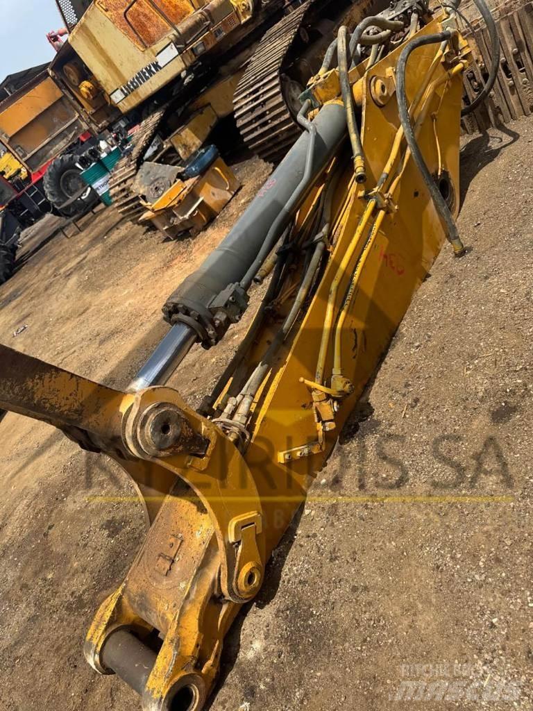 Liebherr R 934 Booms and dippers