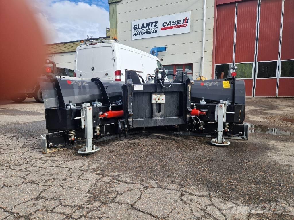 XYZ VP 2800 Snow Blowers