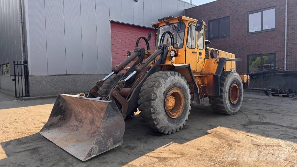 Volvo L 120 Wheel Loaders