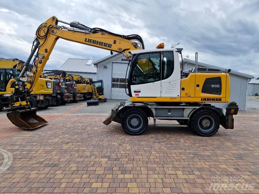 Liebherr A 916 Wheeled Excavators