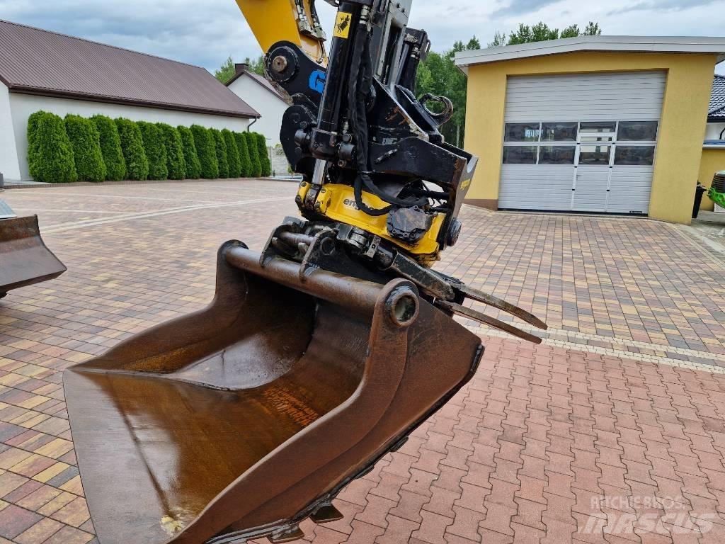 Liebherr A 916 Wheeled Excavators
