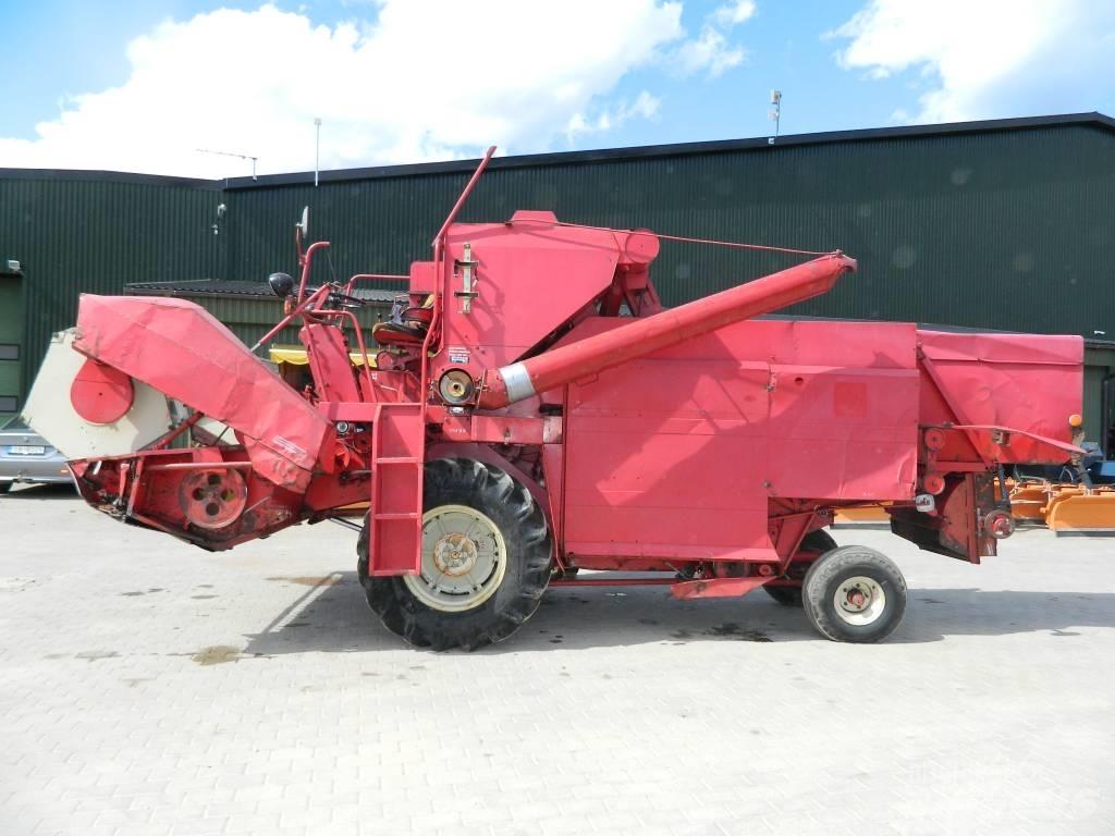 Sampo-Rosenlew 35 Combine Harvesters
