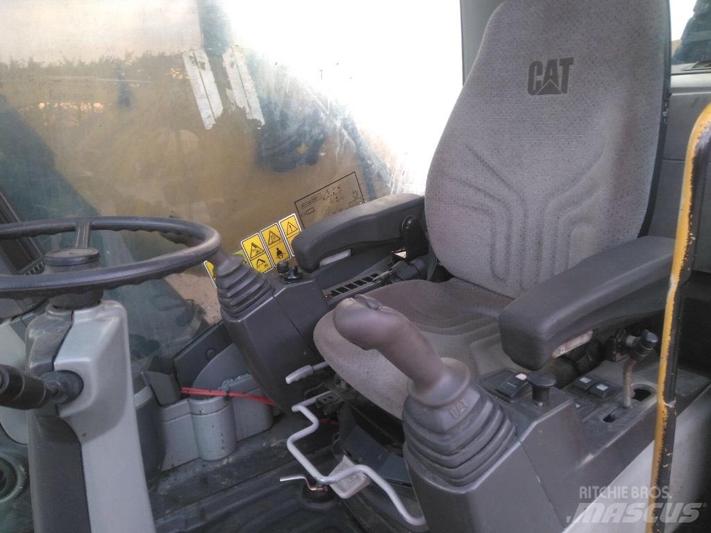 CAT M 322D MH Waste / Industry Handlers