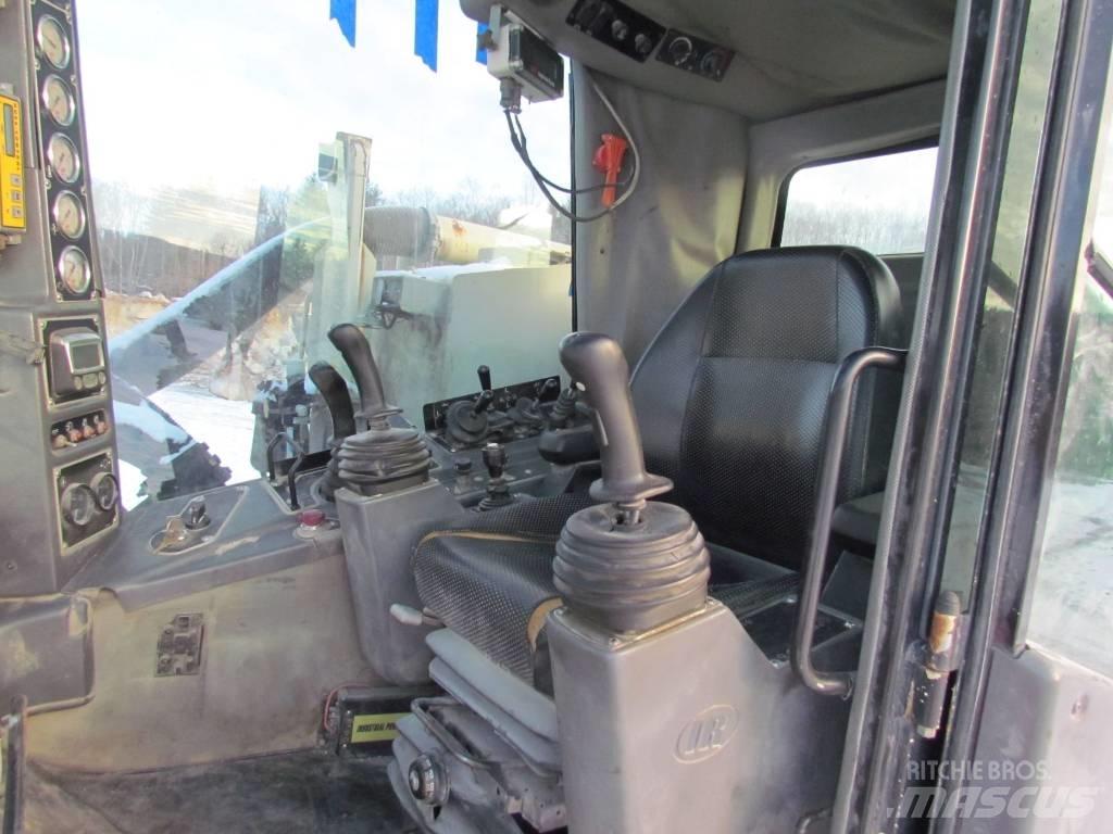 Atlas Copco ECM 720 Surface drill rigs