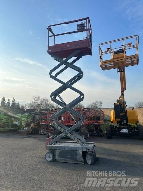 SkyJack SJIII3219 Scissor Lifts