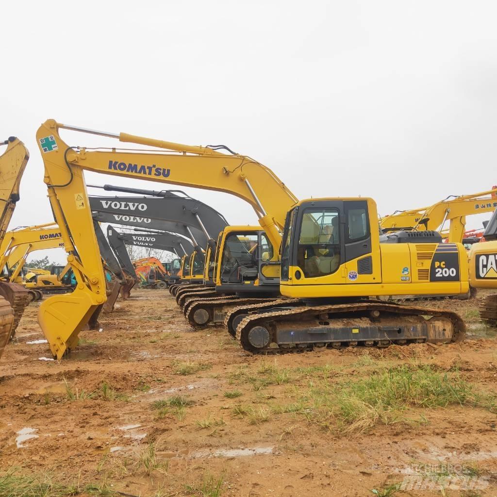 Komatsu PC200-8 Crawler Excavators