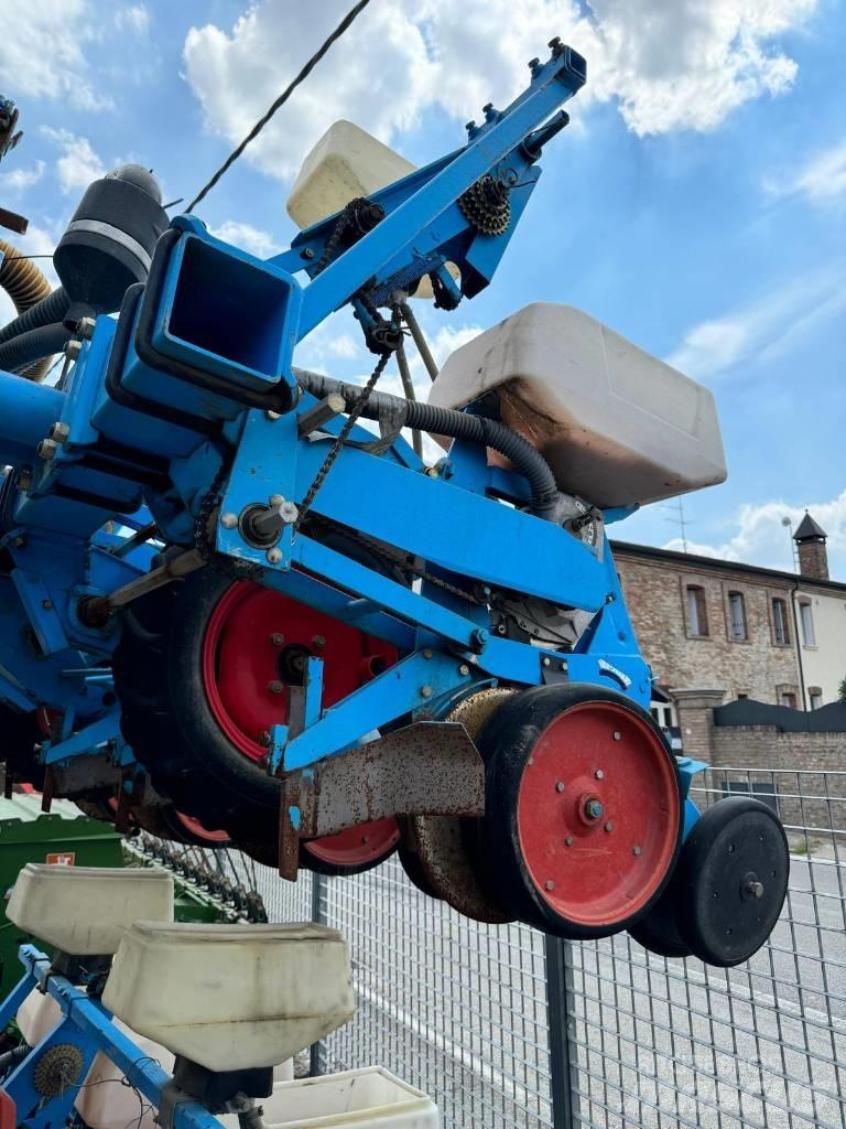 Monosem NG PLUS Precision Sowing Machines
