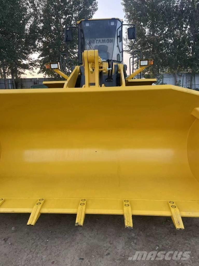 Komatsu WA 380 Wheel Loaders