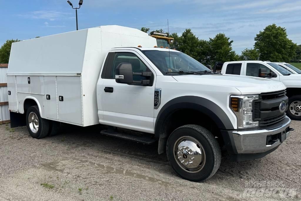 Ford F 450 XL SD Pickup Trucks
