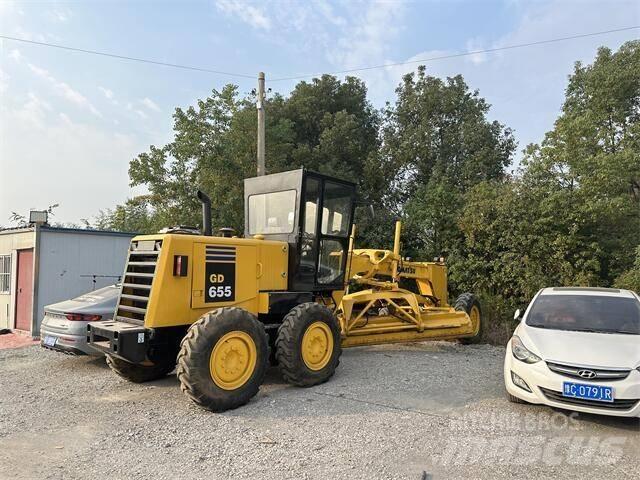 Komatsu GD655 Motor Graders