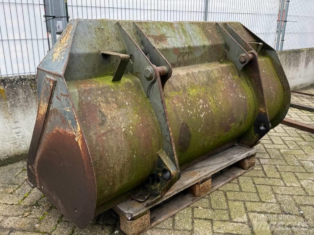 Schaeff SKL833 Wheel Loaders