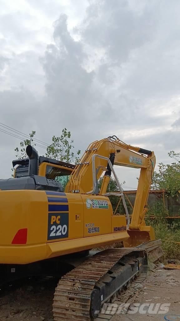 Komatsu PC 220-7 Crawler Excavators