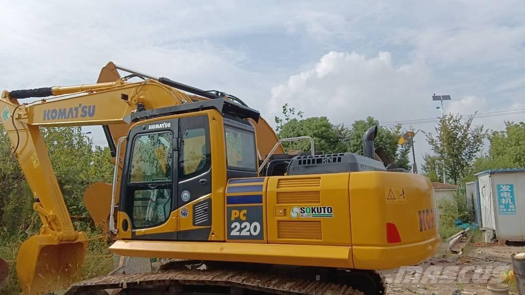 Komatsu PC 220-7 Crawler Excavators