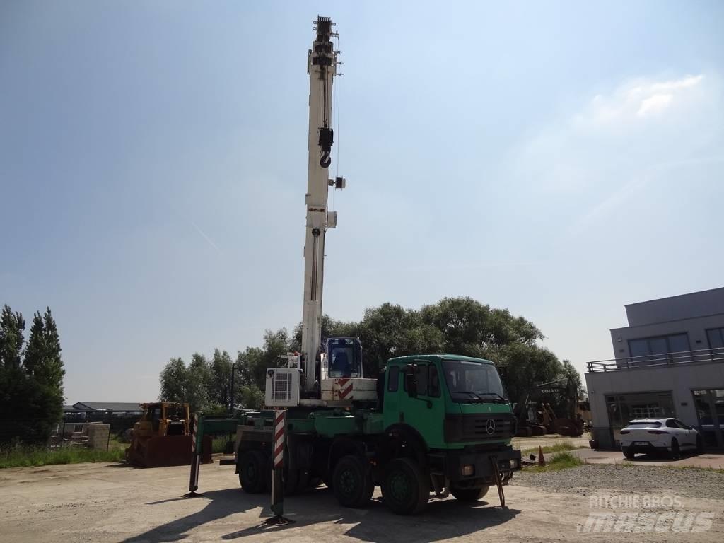 Liebherr LTF1040 Mobile and all terrain cranes