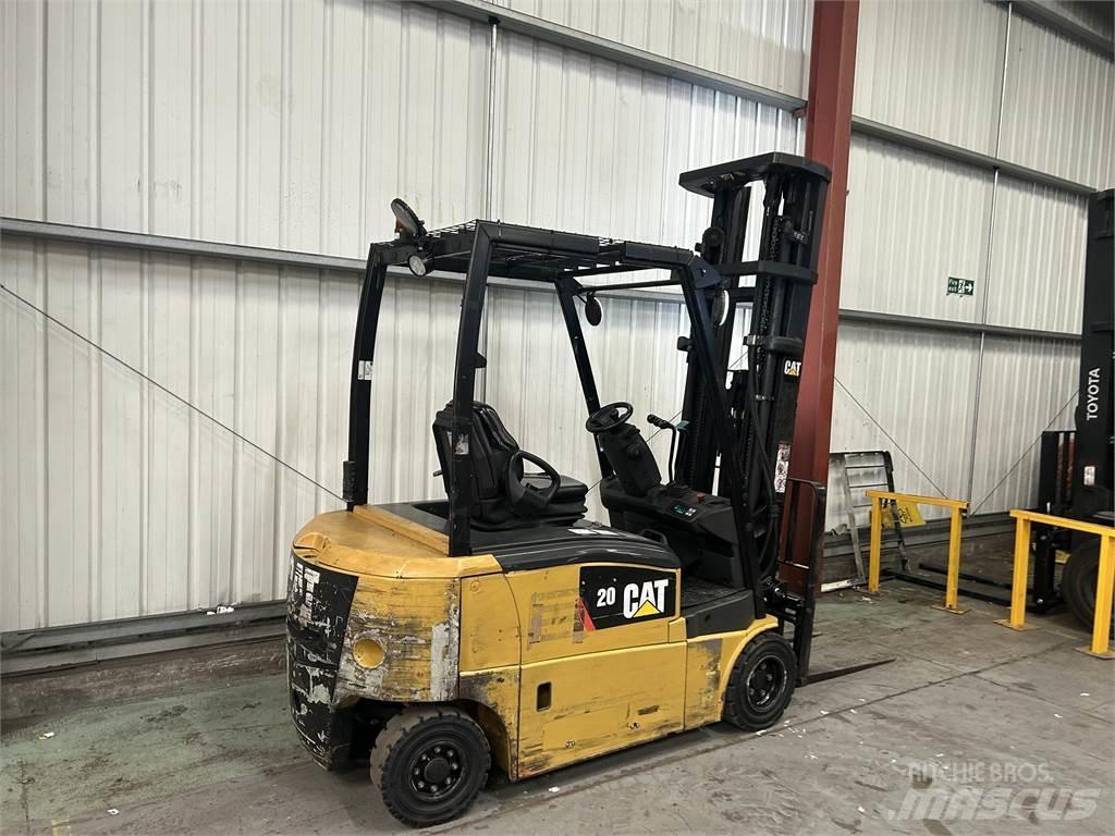 CAT EP20PN Electric Forklifts