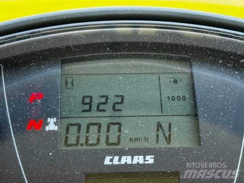 CLAAS AXION 870 Tractors
