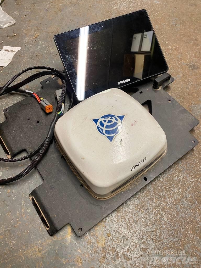 Trimble GFX 750 SMS GPS