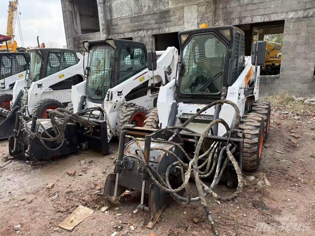 Bobcat S 220 S750 Skid Steer Loaders