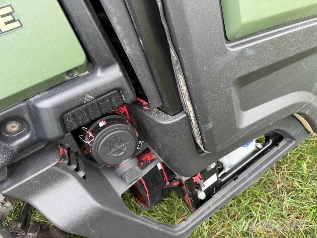 John Deere XUV 865 Utility Machines