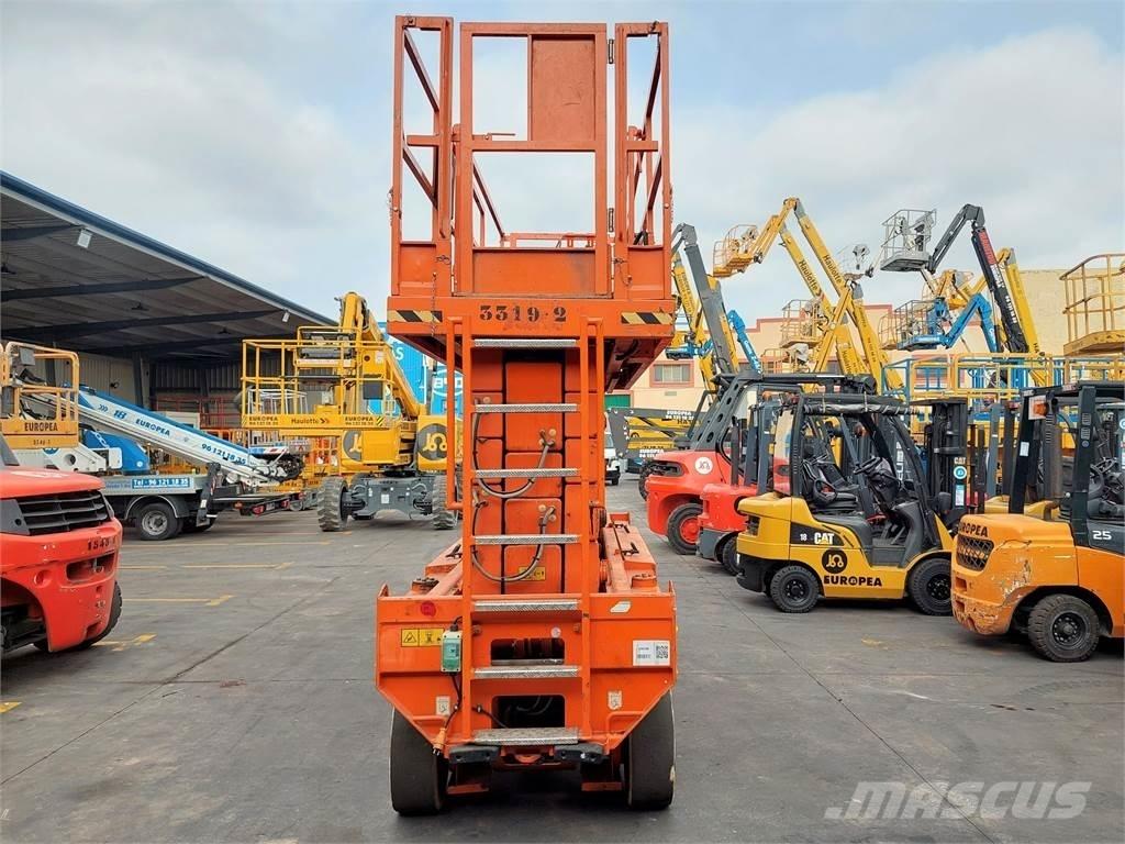 JLG 180 12 Scissor Lifts