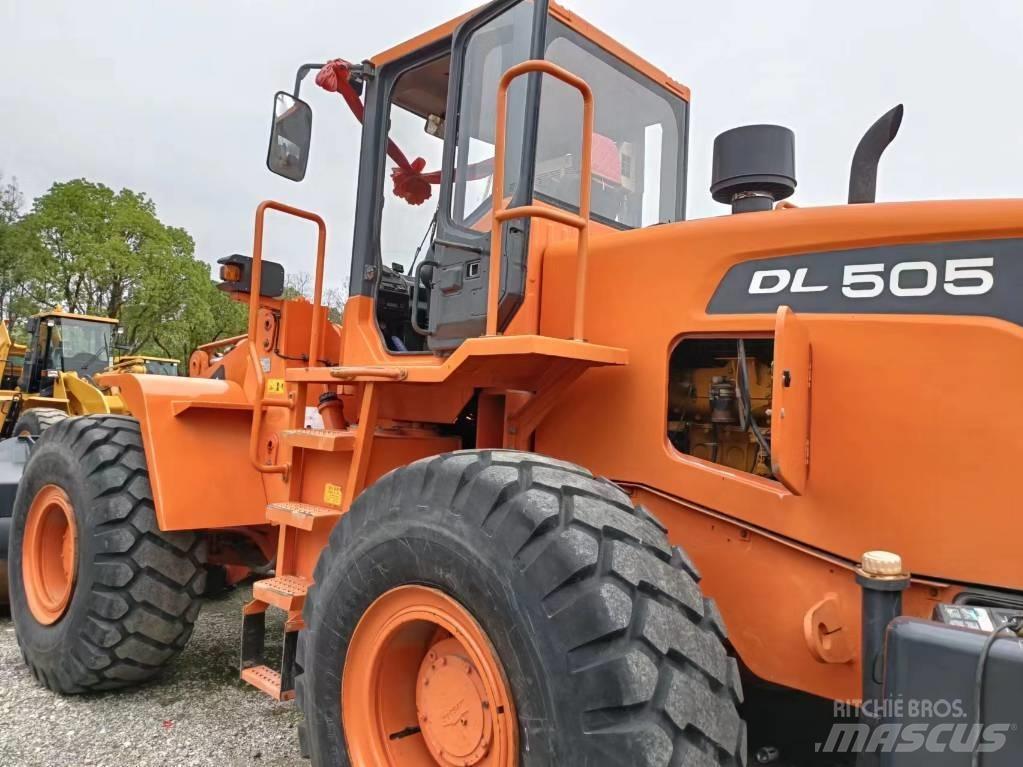 Doosan DL505 Wheel Loaders