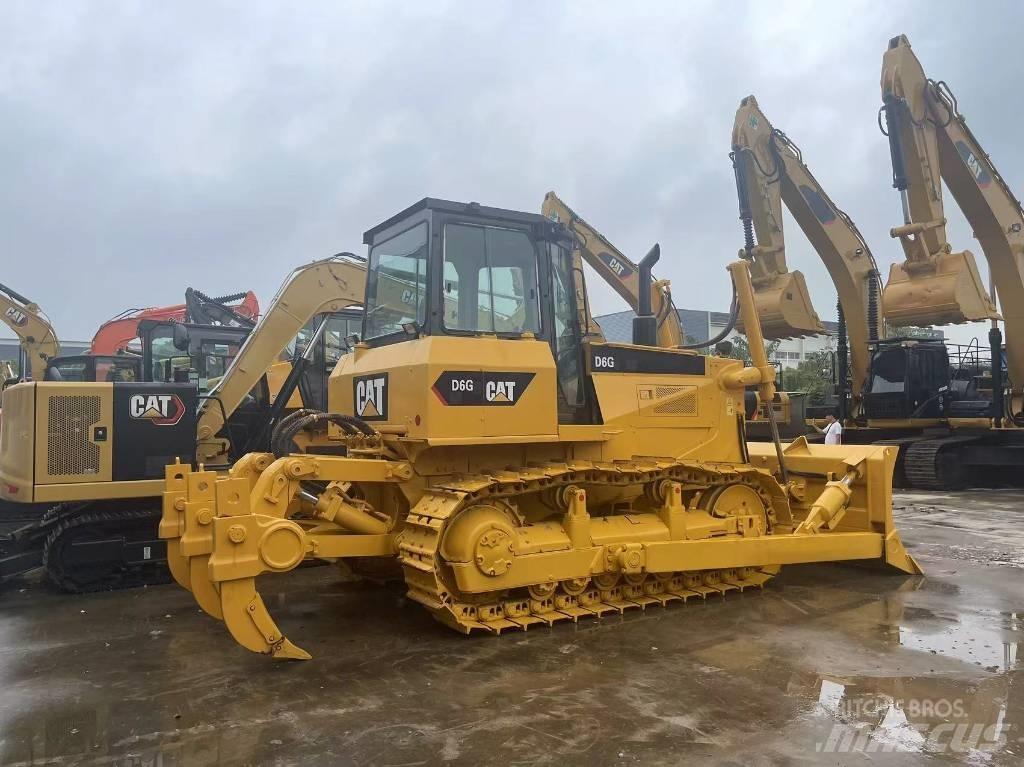 CAT D 6 G Crawler dozers