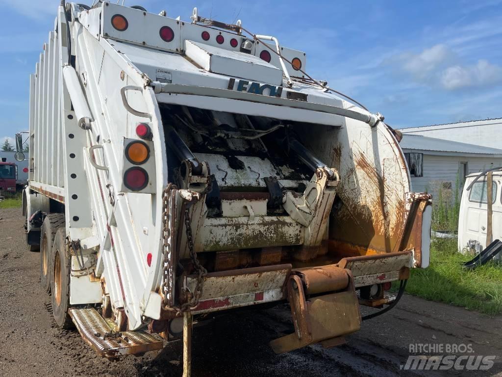 Volvo WX64 Garbage Trucks / Recycling Trucks