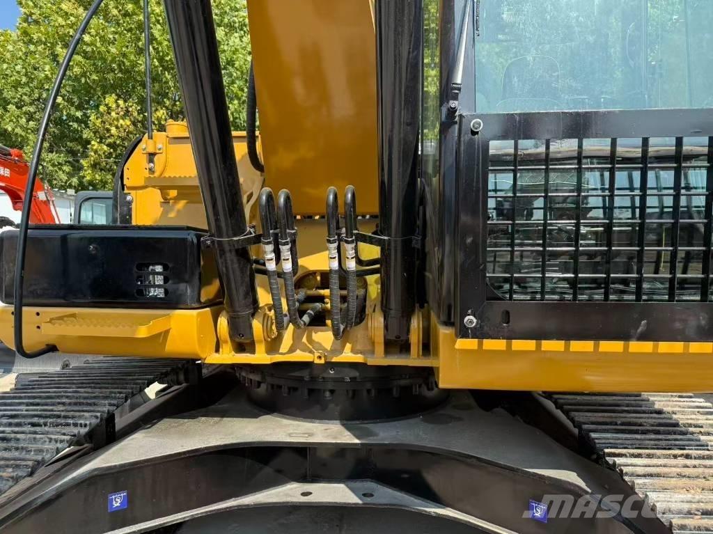 CAT 320 D Crawler Excavators