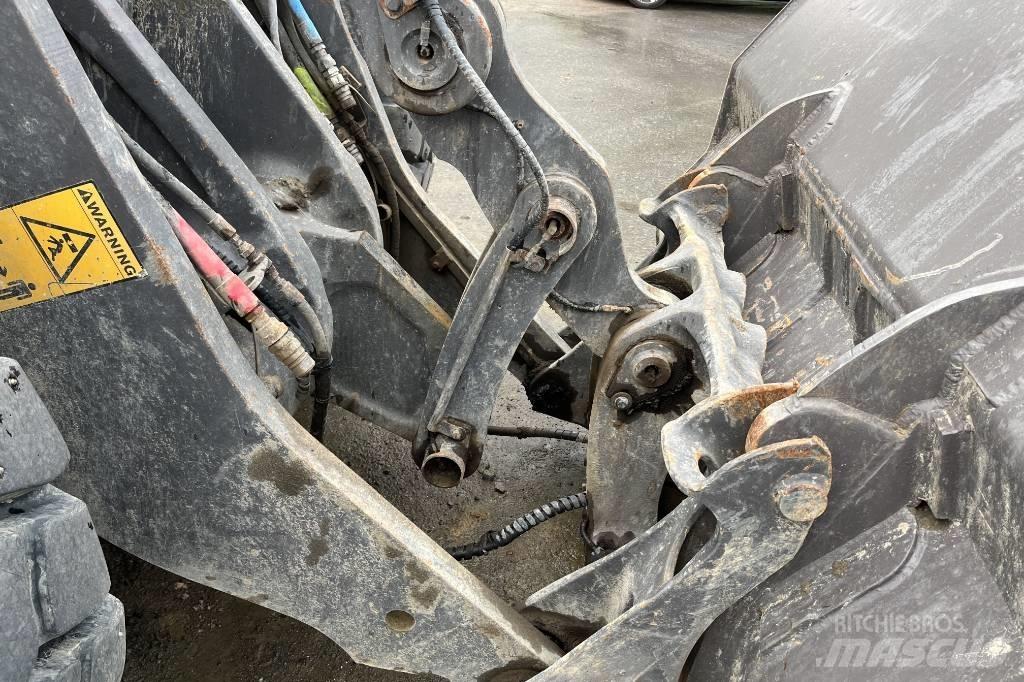 Volvo L 120 F Wheel Loaders