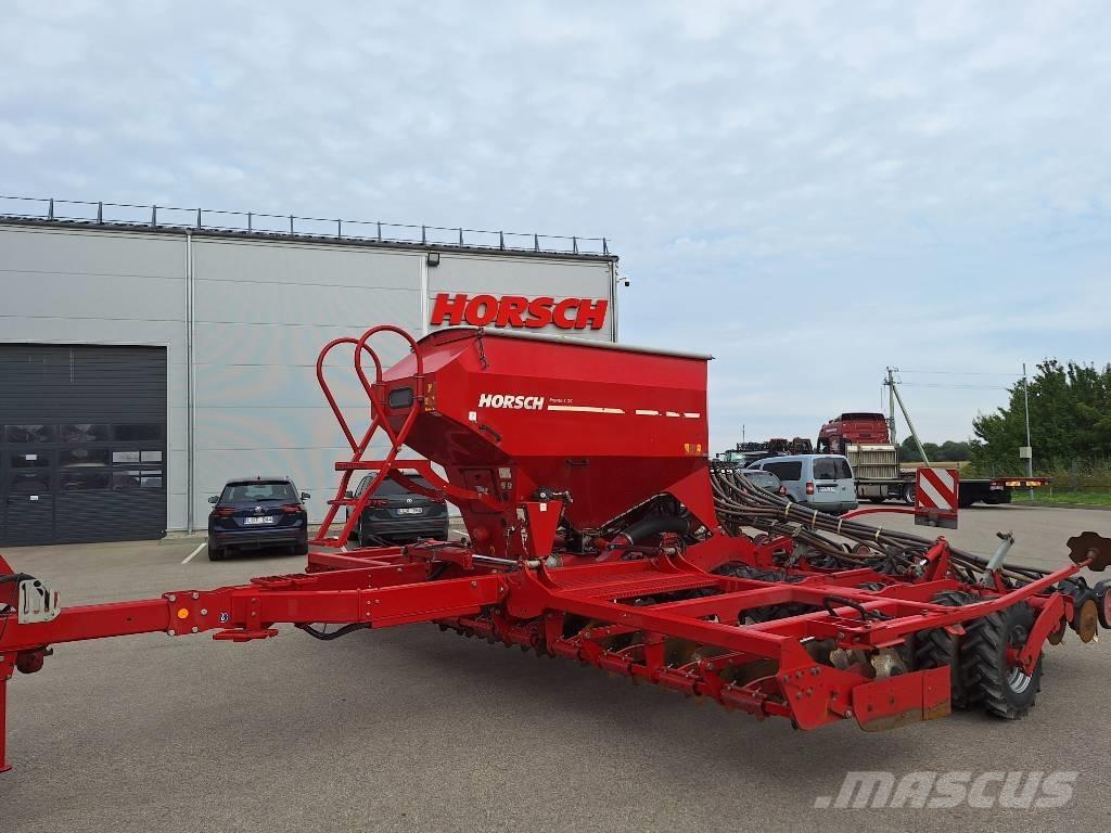 Horsch Pronto 6 DC Farm Drills