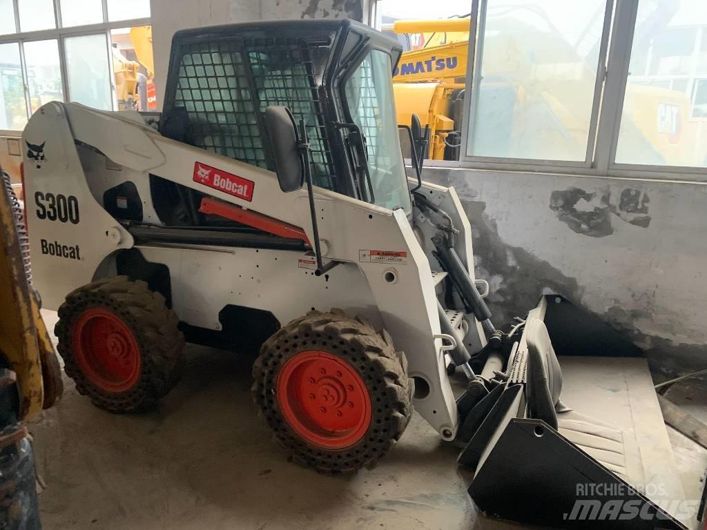 Bobcat S 300 Skid Steer Loaders