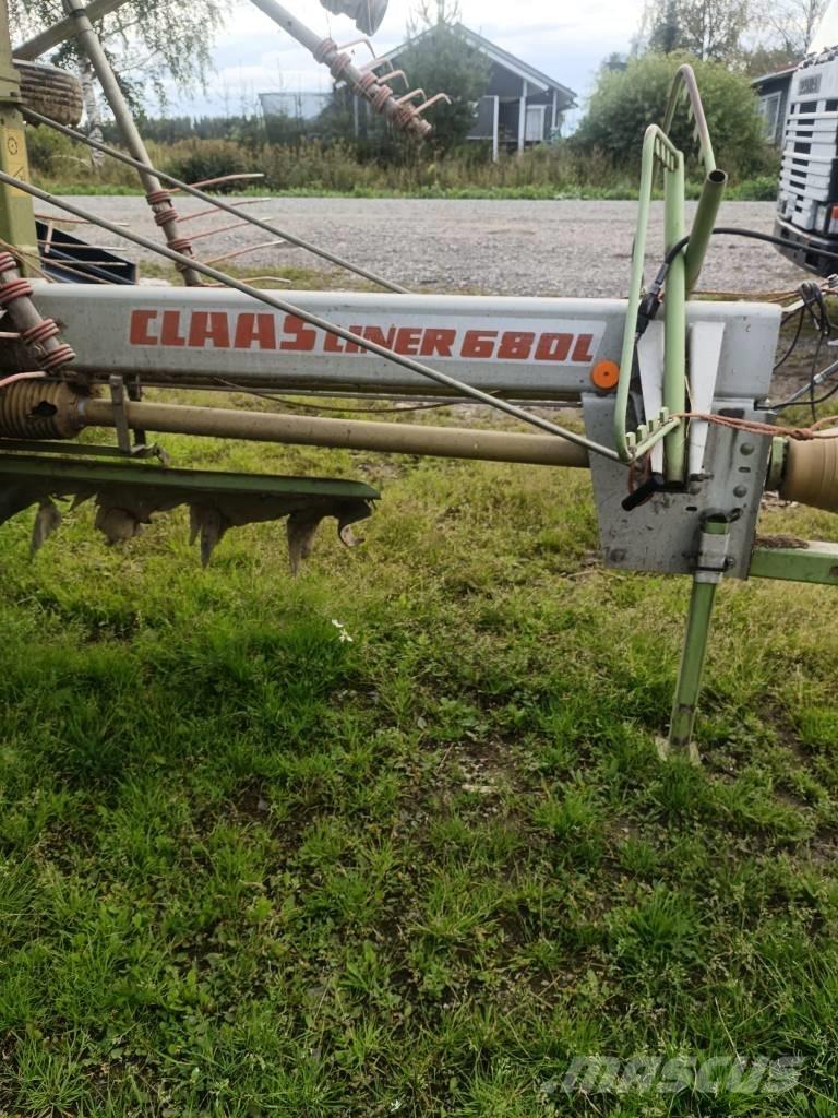 CLAAS Liner 680 Swathers \ Windrowers