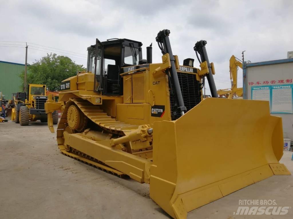 CAT D 7 R Crawler dozers