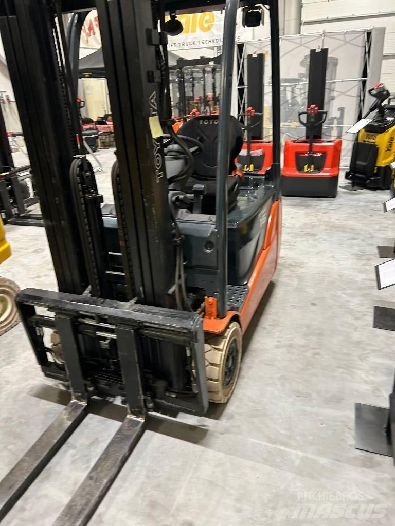 Toyota 8 FBEKT 16 Electric Forklifts