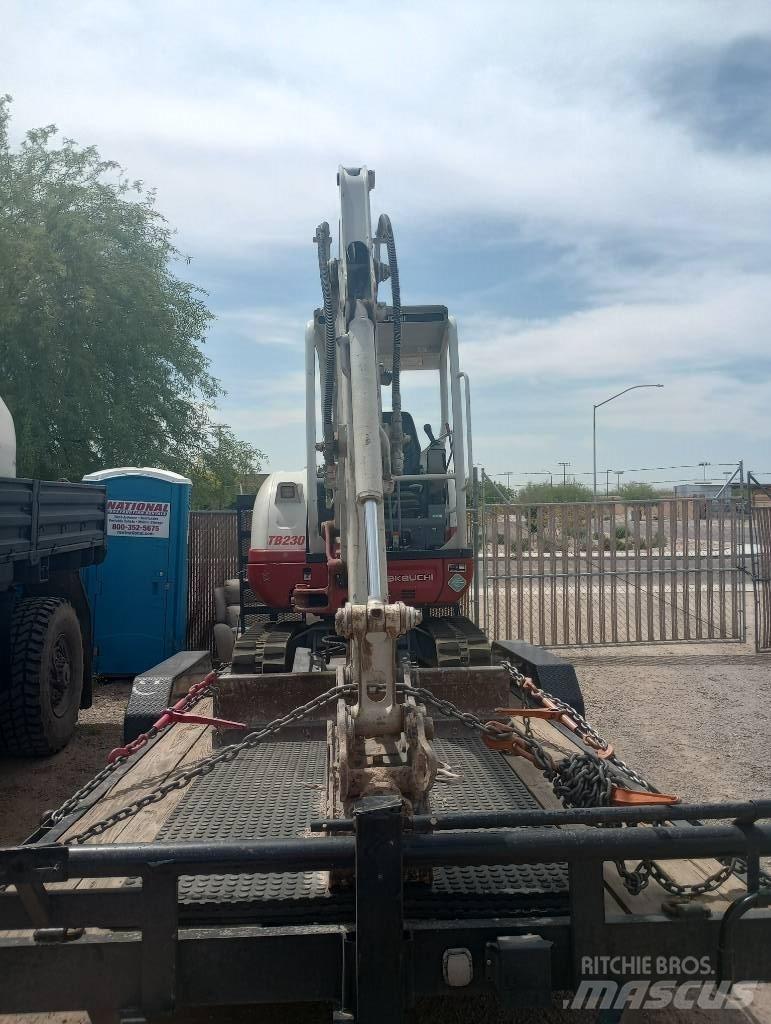 Takeuchi TB230RA Drilling equipment accessories and parts