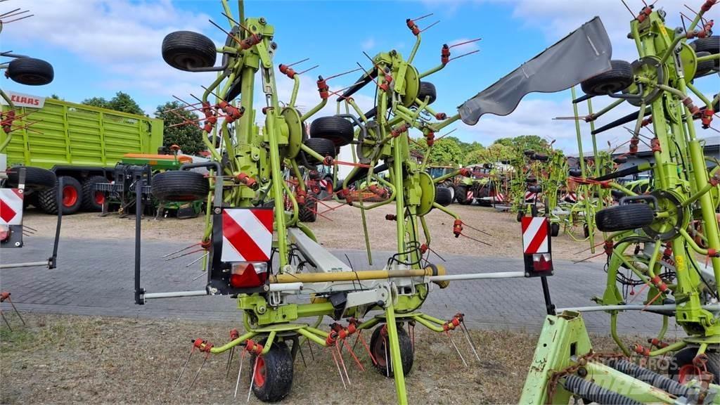 CLAAS Volto 900 Rakes and tedders