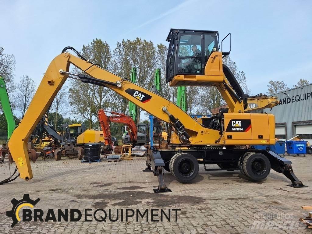CAT MH3024 Waste / Industry Handlers