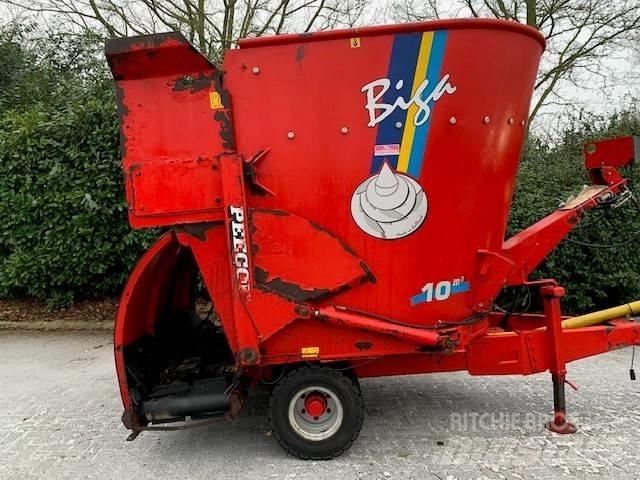 Peecon Biga VME100 Animal Feeders