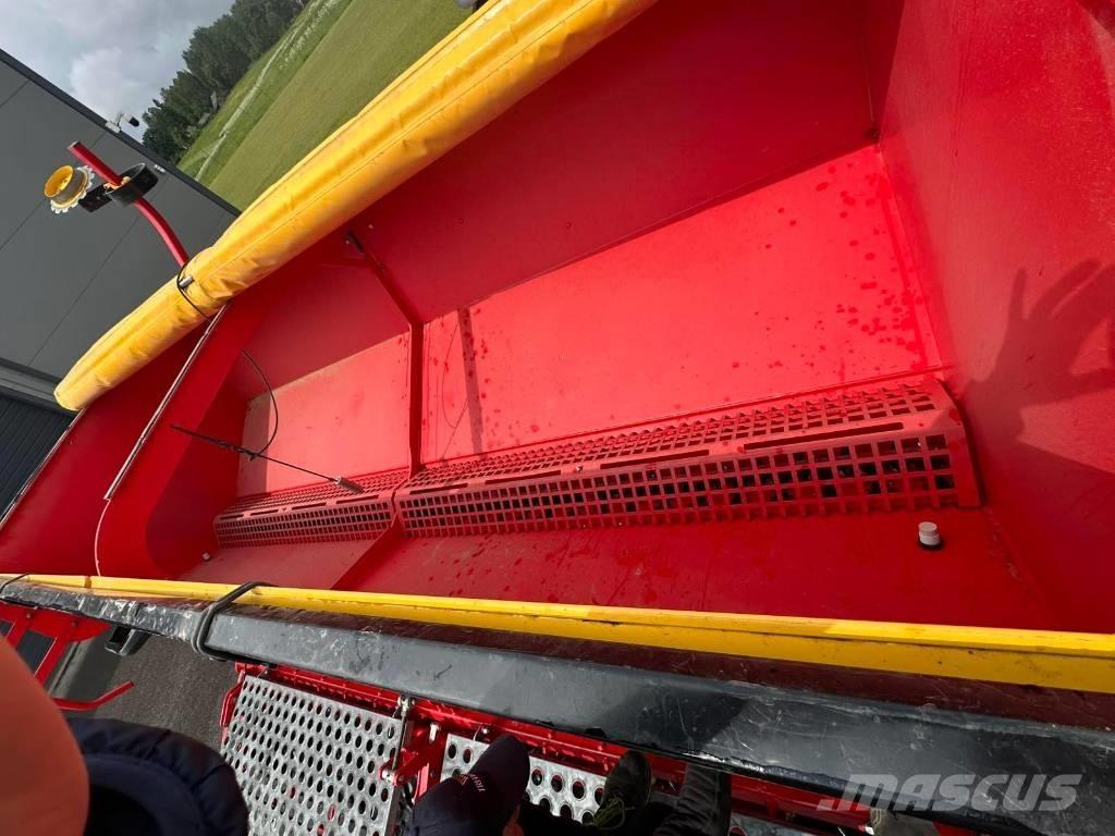 Väderstad Rapid 400S Farm Drills
