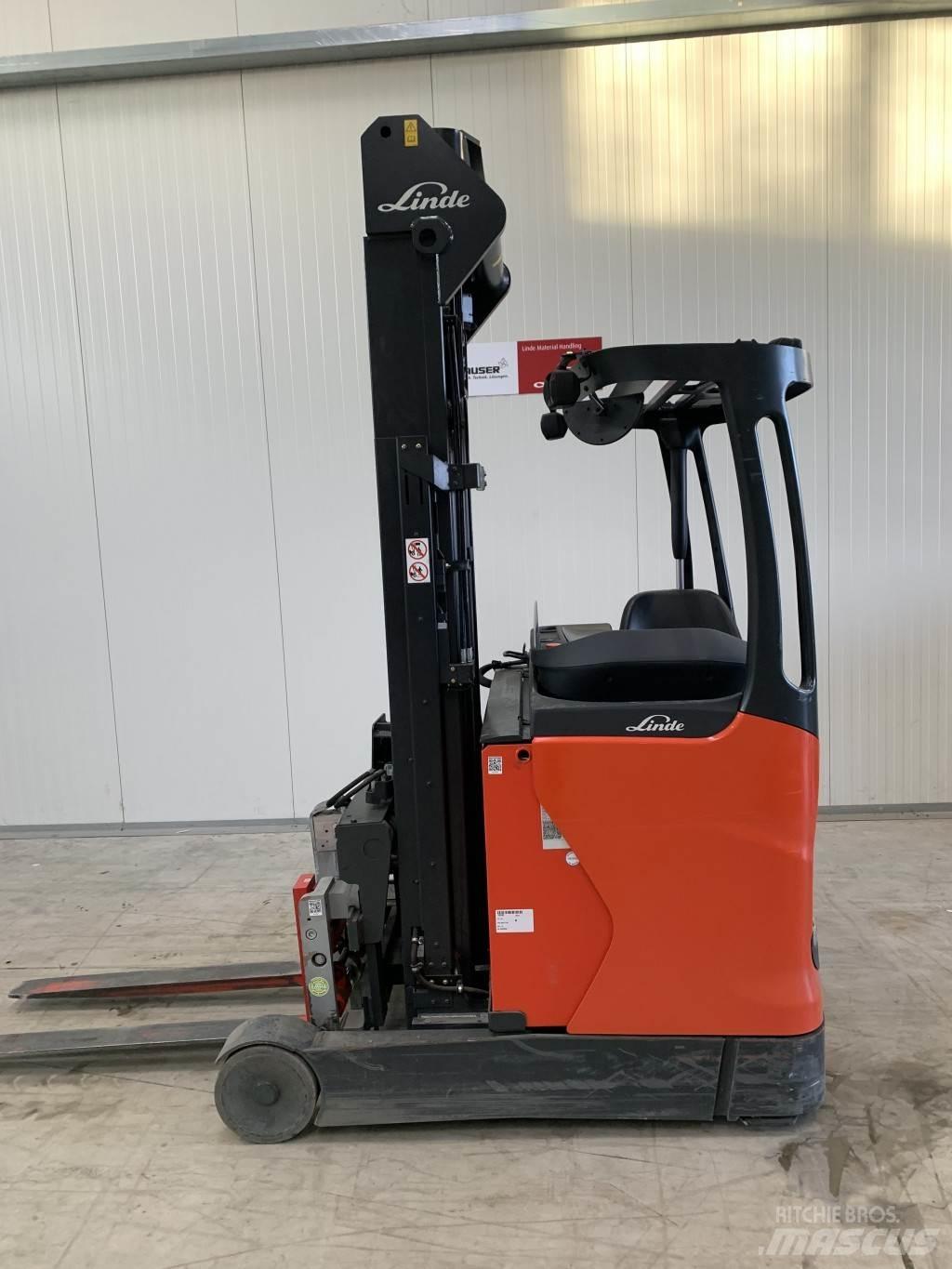 Linde R14 Reach trucks