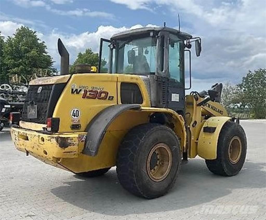 New Holland W 130B Wheel Loaders