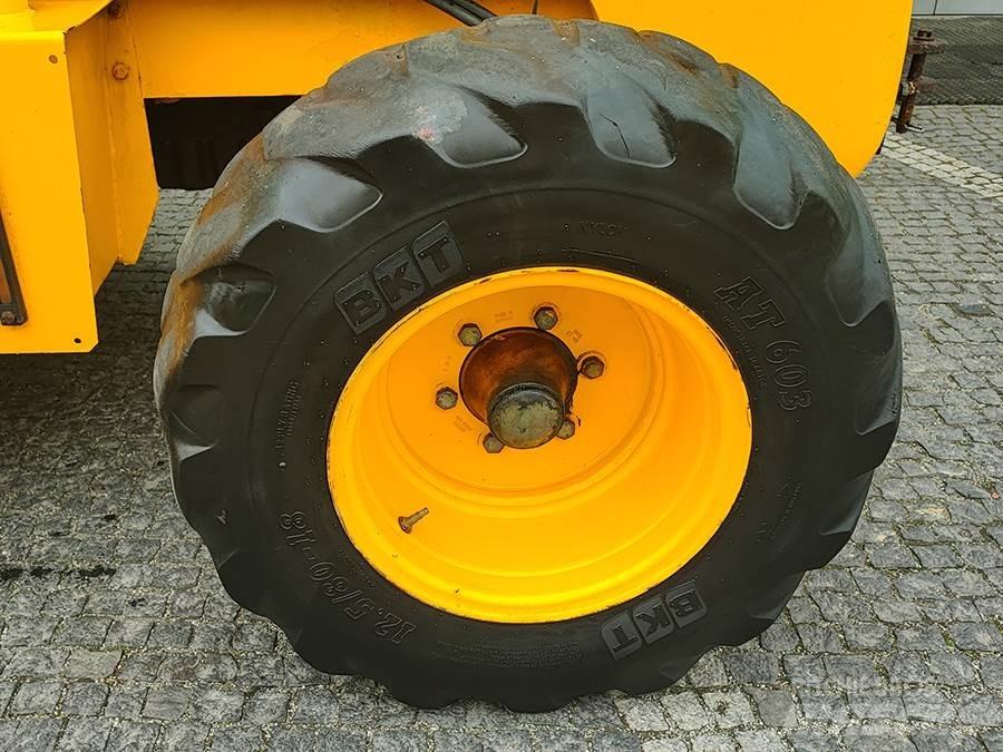 JCB 930 Rough Terrain Trucks