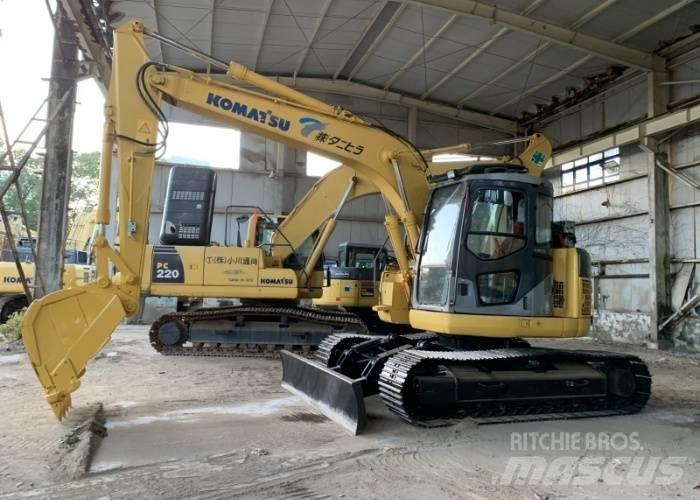 Komatsu PC138 Crawler Excavators