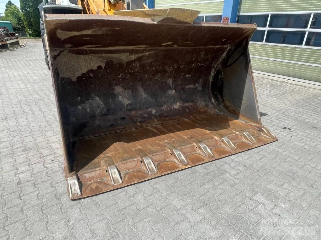 Liebherr L 576 Wheel Loaders