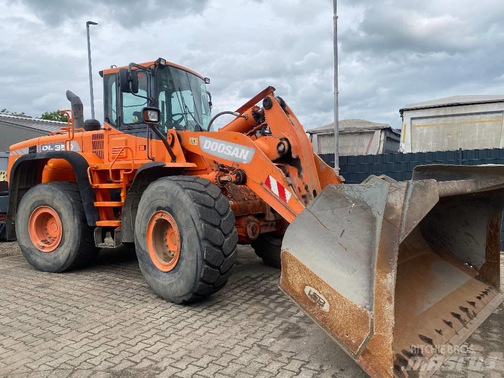 Doosan DL 350-3 Wheel Loaders