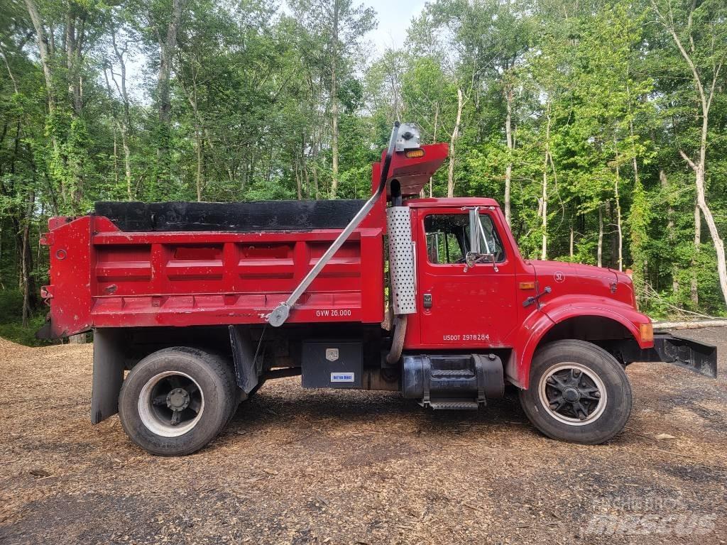 International 4900 Dump Trucks
