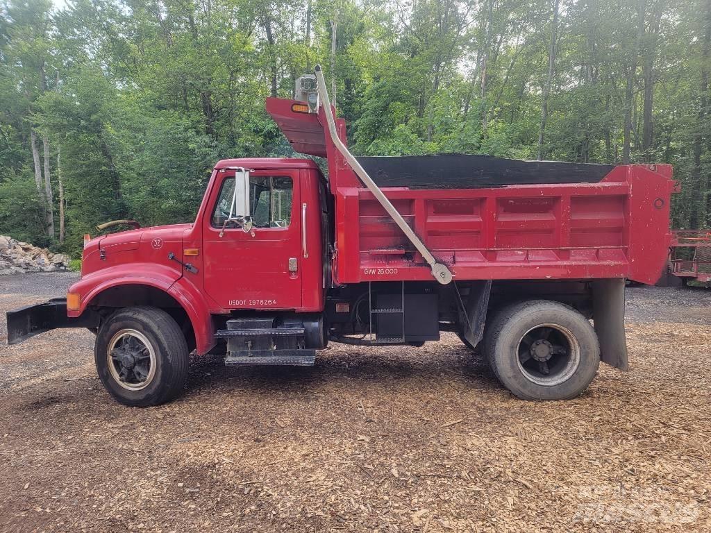 International 4900 Dump Trucks