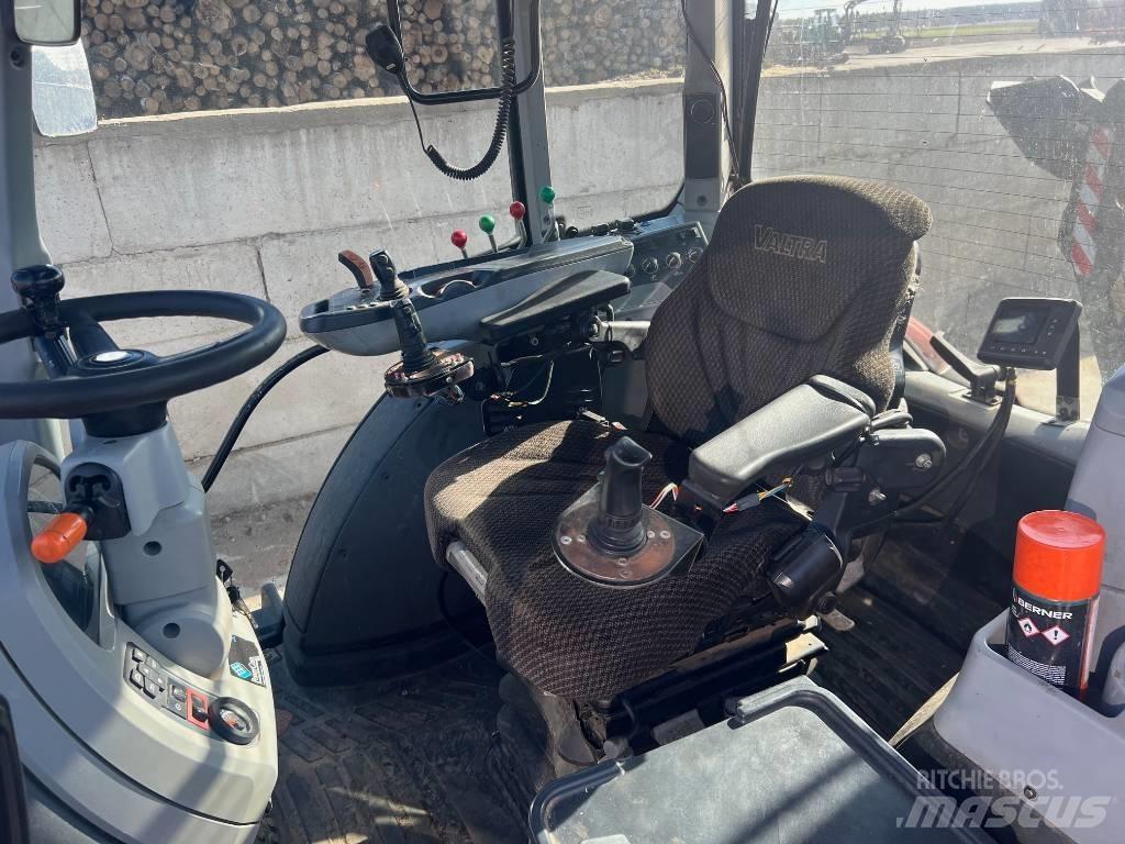 Valtra 234H Skidders