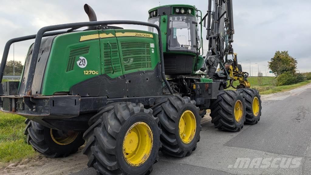 John Deere 1270 G Harvesters